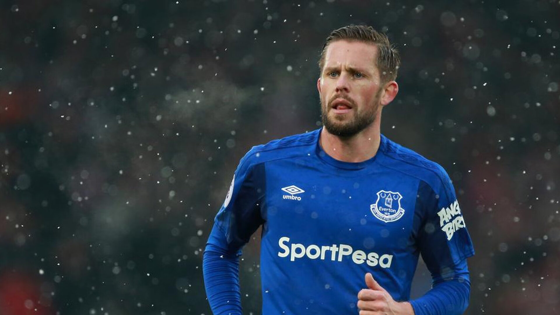 kaiyun体育-利物浦队击败阿森纳俱乐部,赢得英超联赛,利物浦对阿森纳的比赛录像